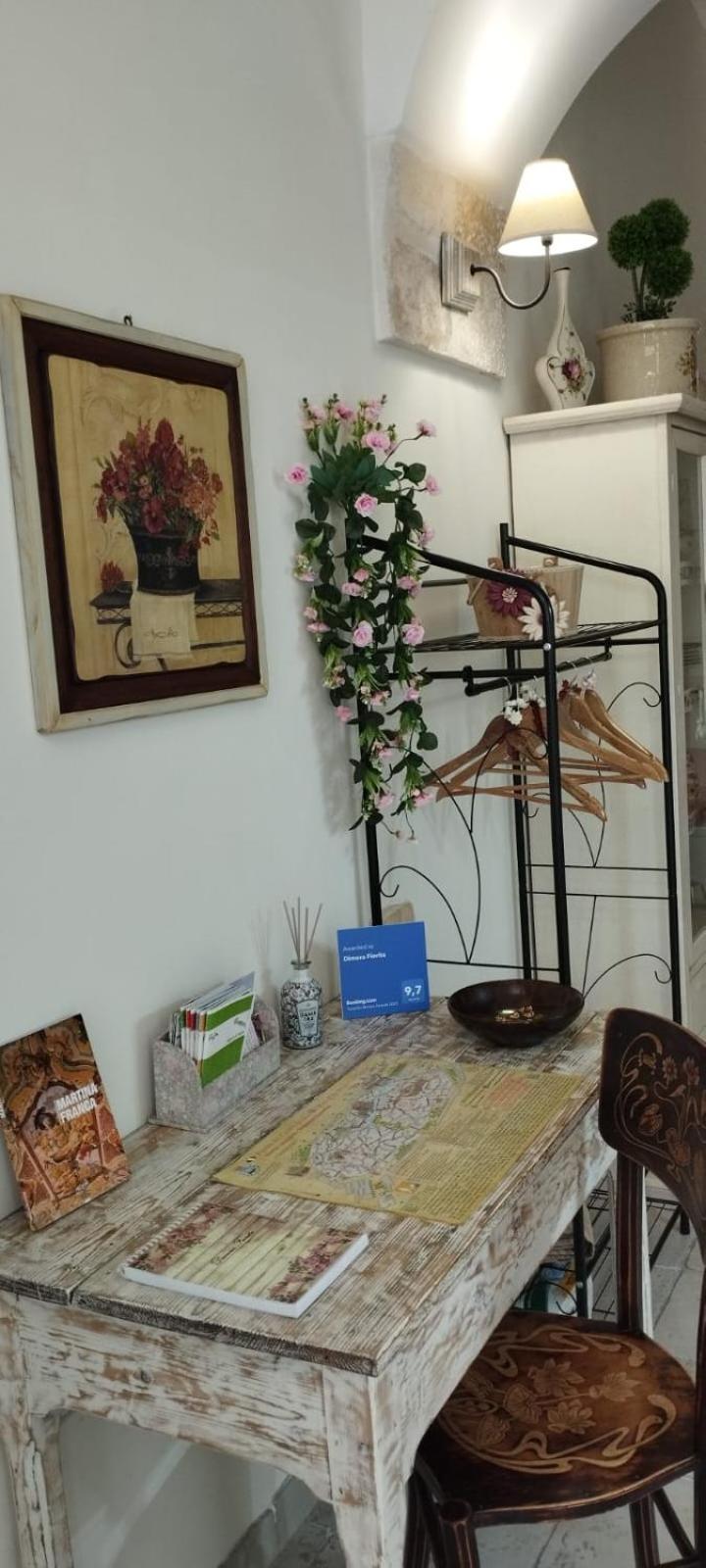Dimora Fiorita Βίλα Μαρτίνα Φράνκα Εξωτερικό φωτογραφία